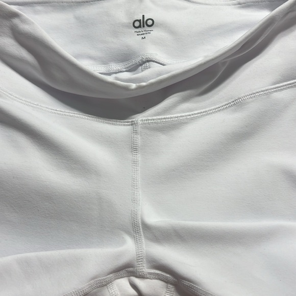 ALO YOGA LEGGINGS NEW! NEVER WORN NWT - Picture 6 of 6